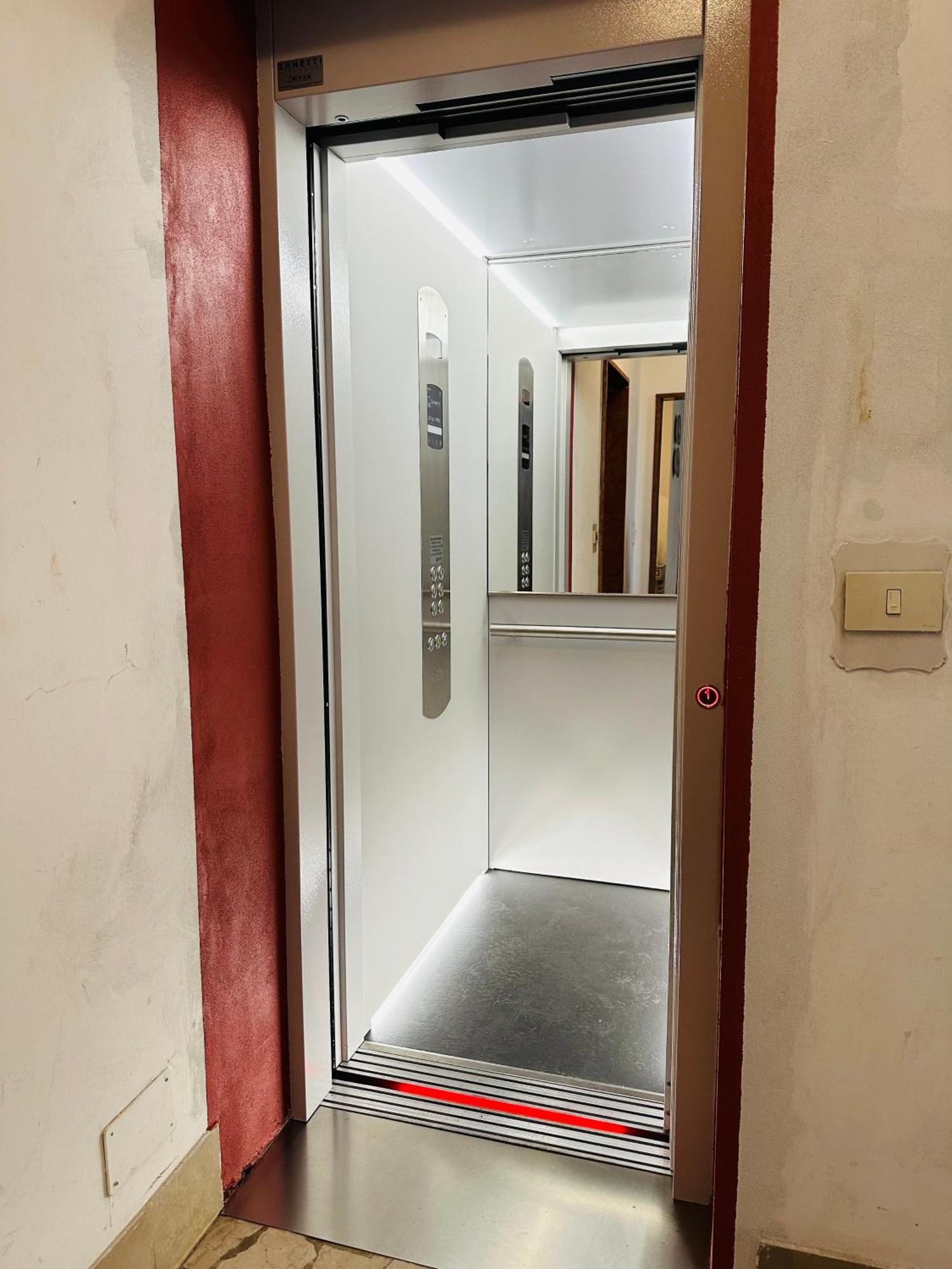 Casa Geoross Apartment Verona Bagian luar foto